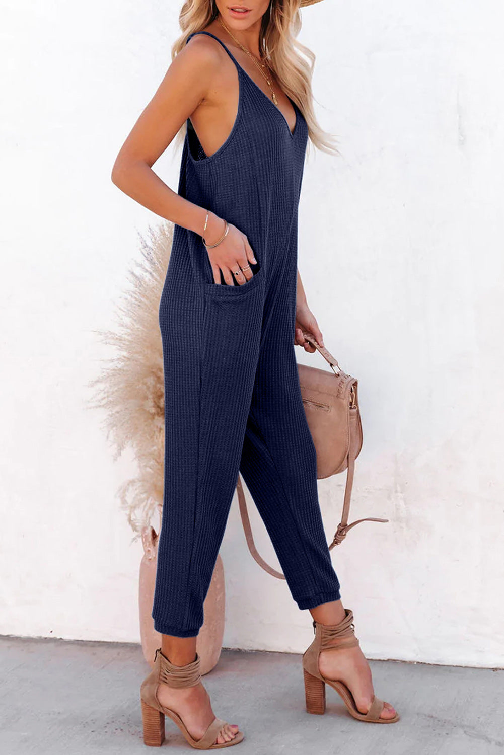 Gray Casual Textured Sleeveless V-Neck Pocketed Jumpsuit