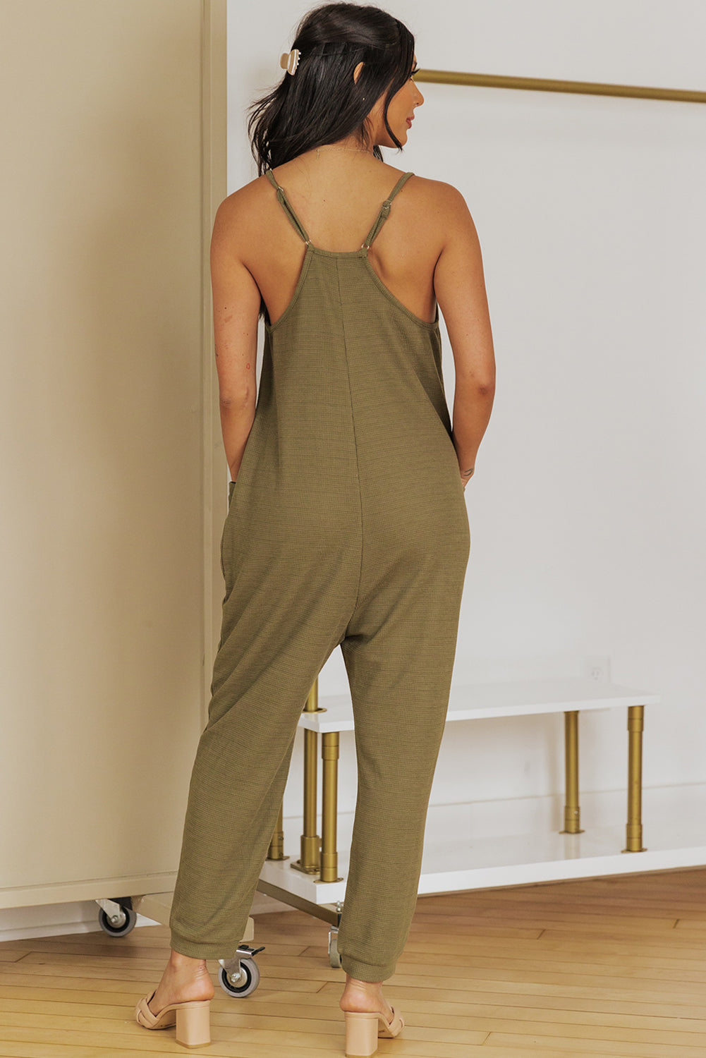 Gray Casual Textured Sleeveless V-Neck Pocketed Jumpsuit