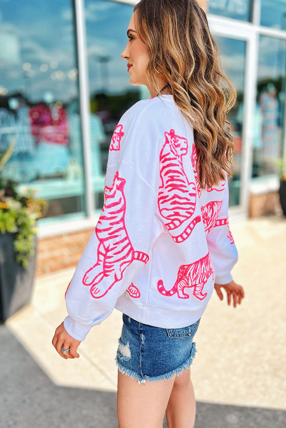 White Round Neck Pink Tigers Pullover Sweatshirt