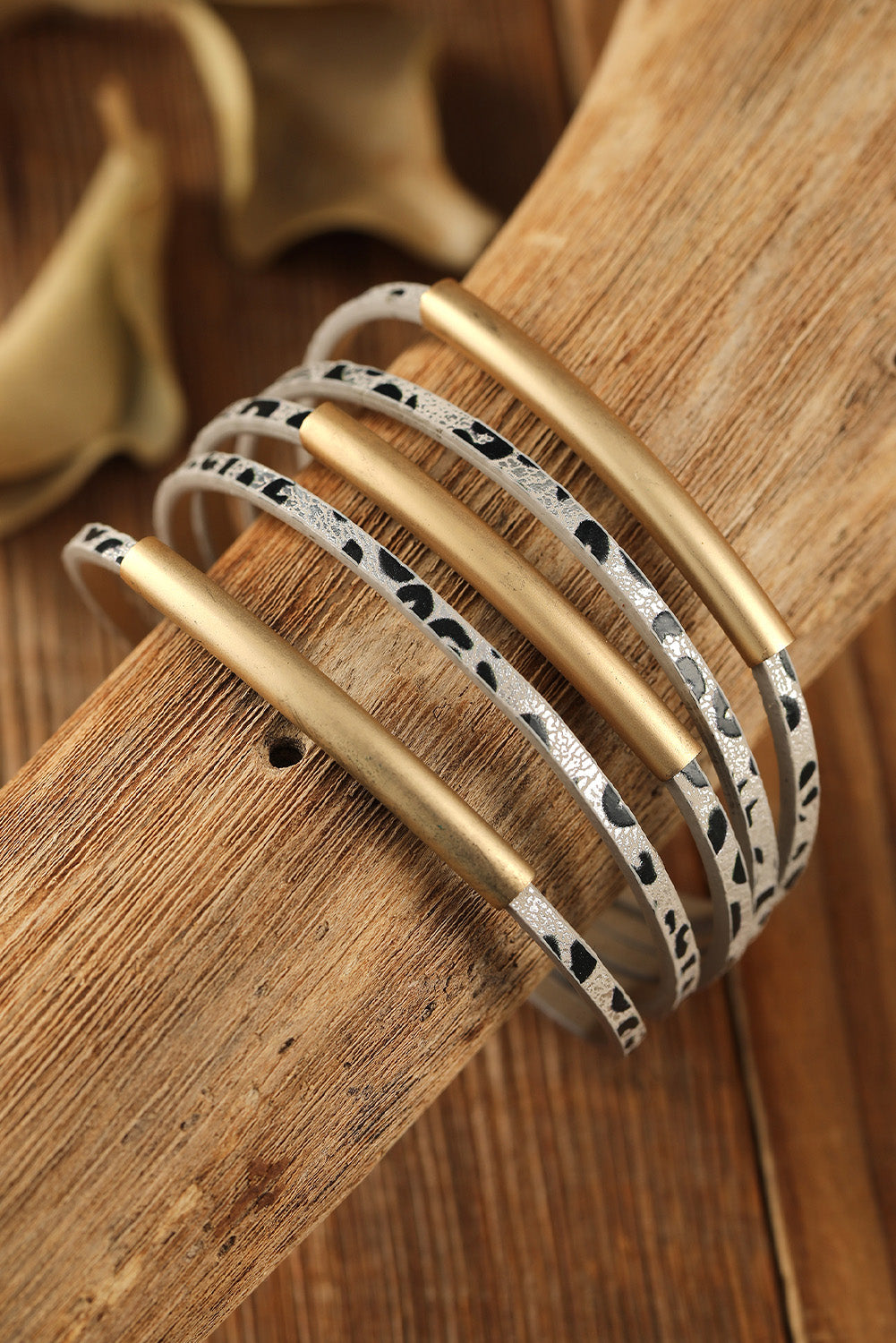 Gold Copper Tube Casual Multi-layer Buckle Bracelet